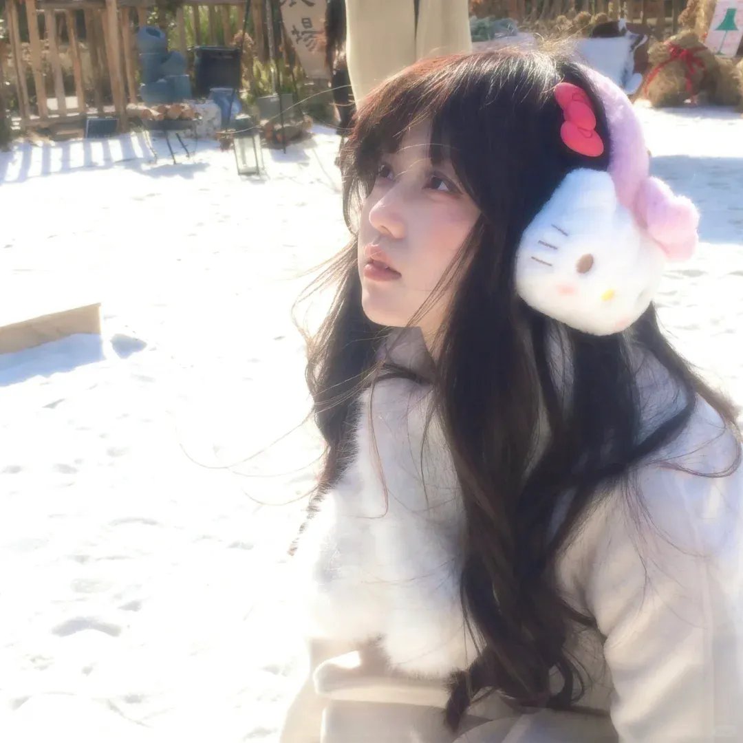 和死对头同居后我被撩疯了